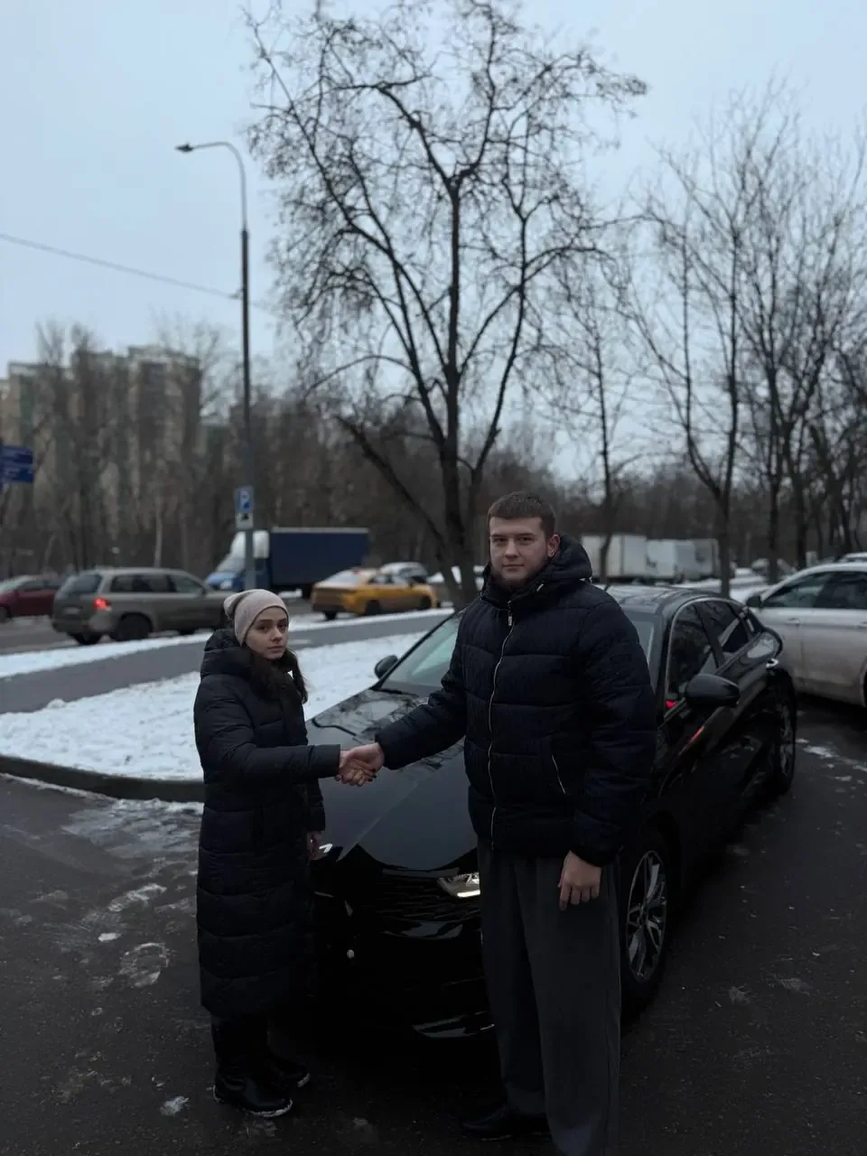 Передача машины клиенту, фото клуба BAZA Import