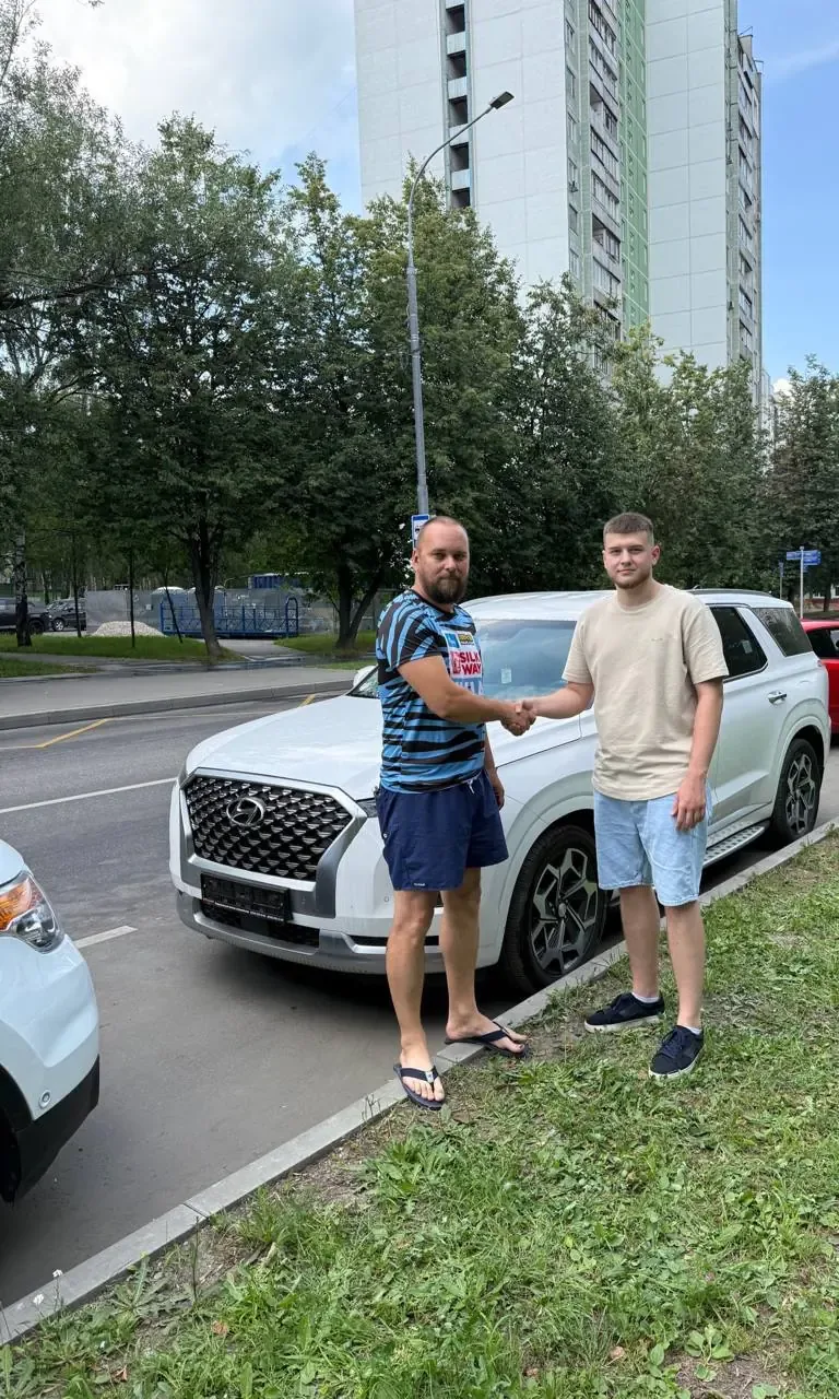 Передача машины клиенту, фото BAZA Import
