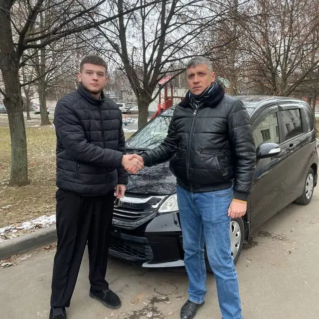 Передача машины клиенту, фото BAZA Import
